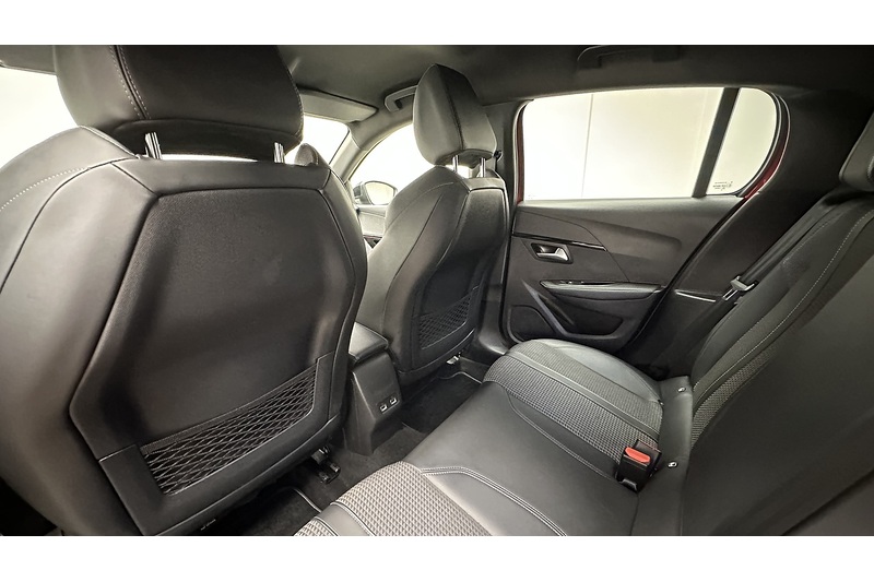 Peugeot E-208 GT - U3145