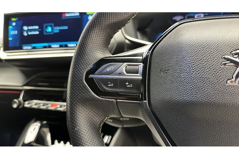 Peugeot E-208 GT - U3145