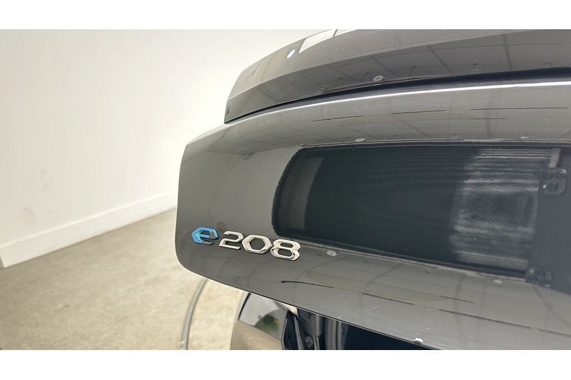 Peugeot E-208 GT - U3150