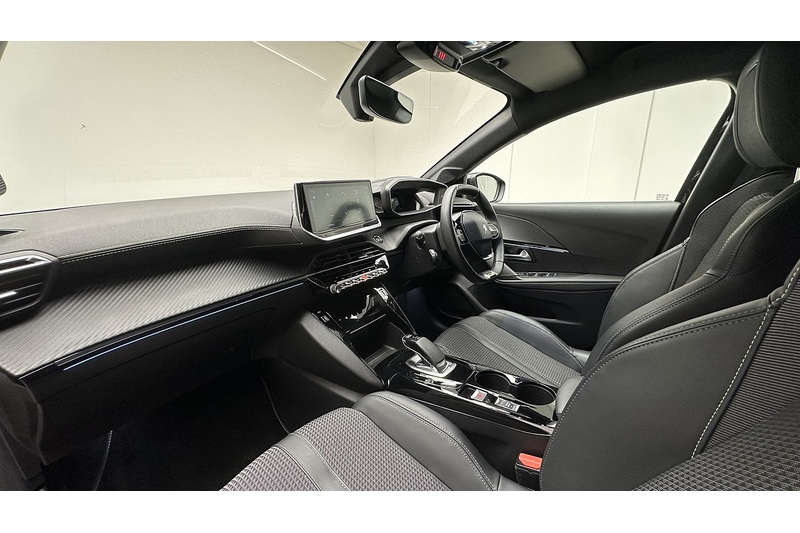 Peugeot E-208 GT - U3150