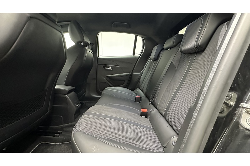 Peugeot E-208 GT - U3150