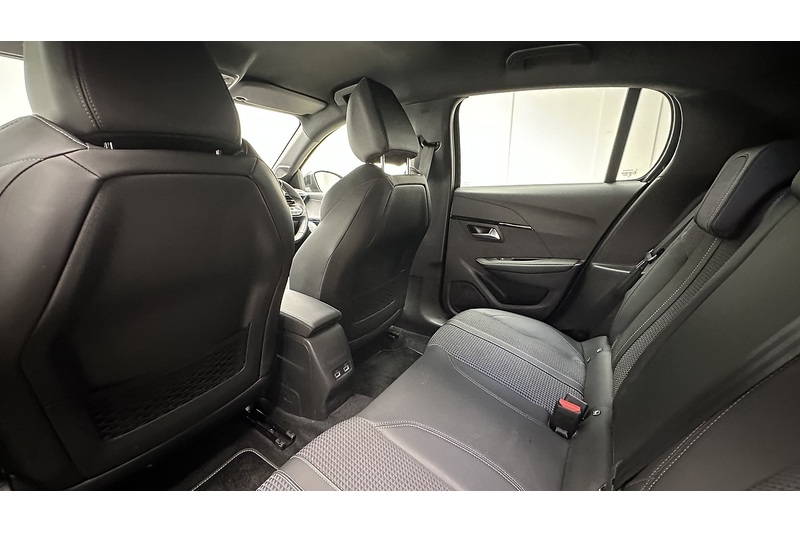 Peugeot E-208 GT - U3150