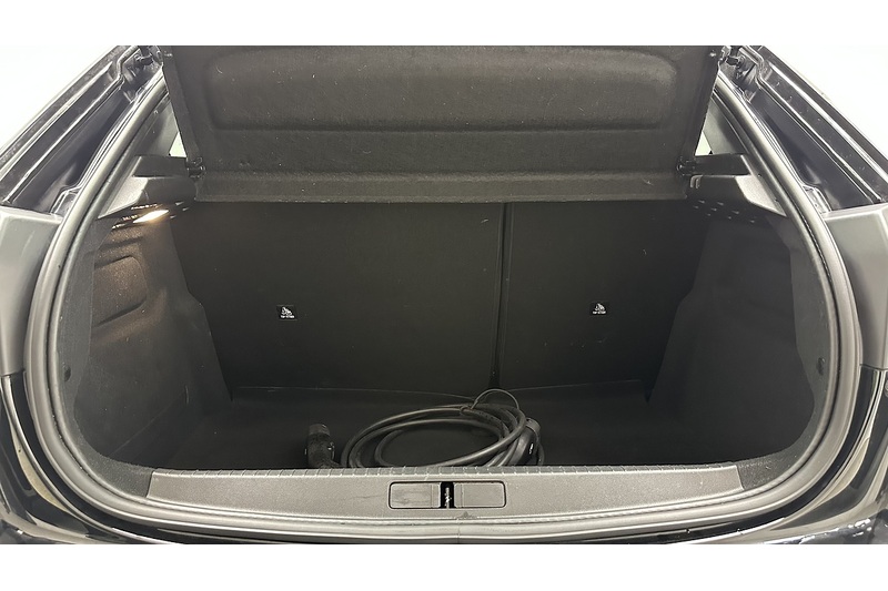 Peugeot E-208 GT - U3150