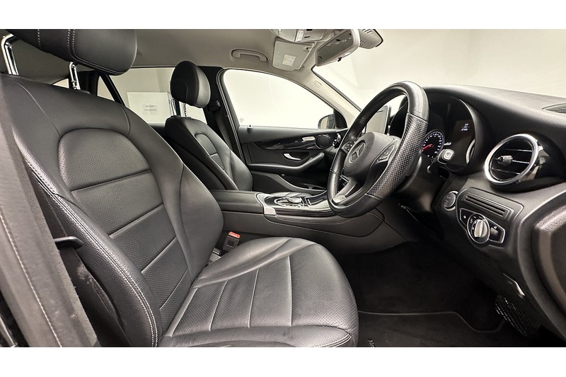 Mercedes-Benz GLC GLC250 Urban Edition - U3155