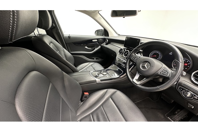 Mercedes-Benz GLC GLC250 Urban Edition - U3155