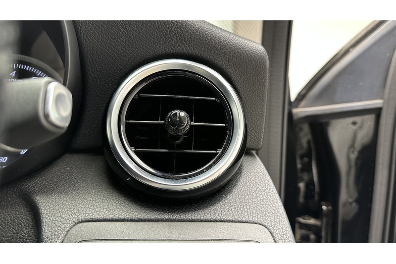 Mercedes-Benz GLC GLC250 Urban Edition - U3155