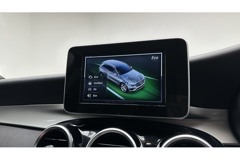 Mercedes-Benz GLC GLC250 Urban Edition - U3155