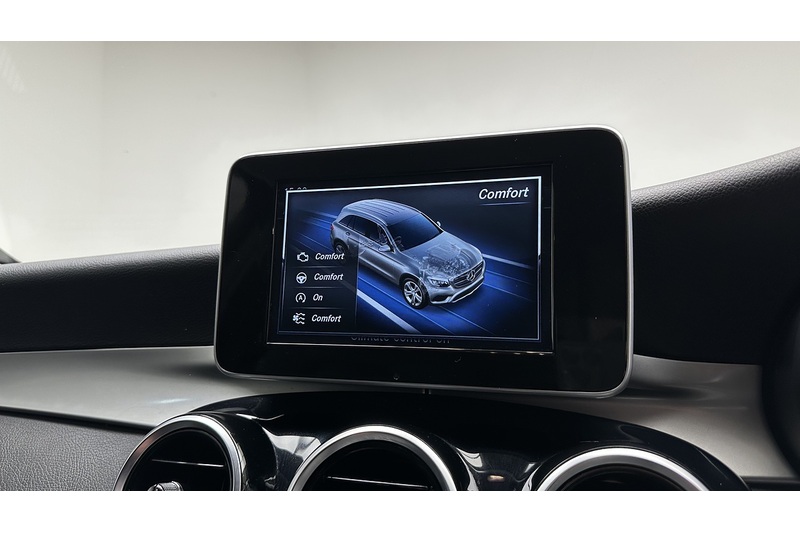 Mercedes-Benz GLC GLC250 Urban Edition - U3155