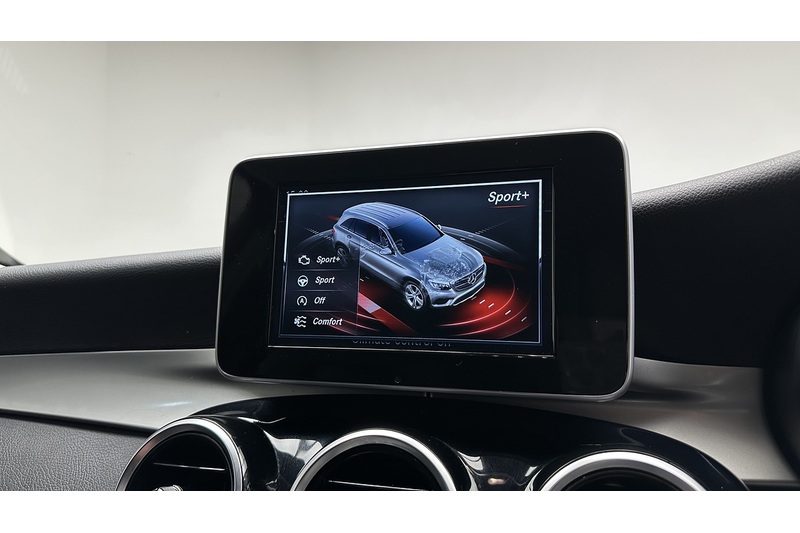 Mercedes-Benz GLC GLC250 Urban Edition - U3155