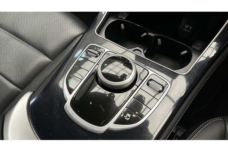 Mercedes-Benz GLC GLC250 Urban Edition - U3155