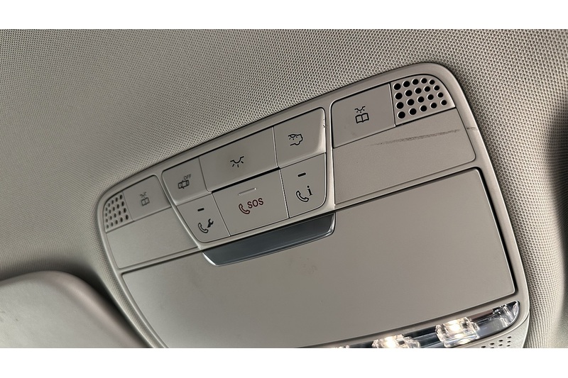 Mercedes-Benz GLC GLC250 Urban Edition - U3155