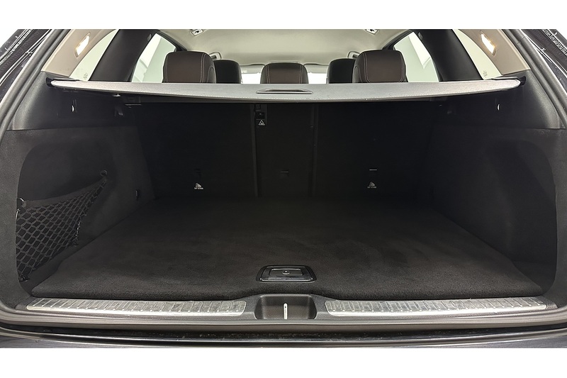 Mercedes-Benz GLC GLC250 Urban Edition - U3155