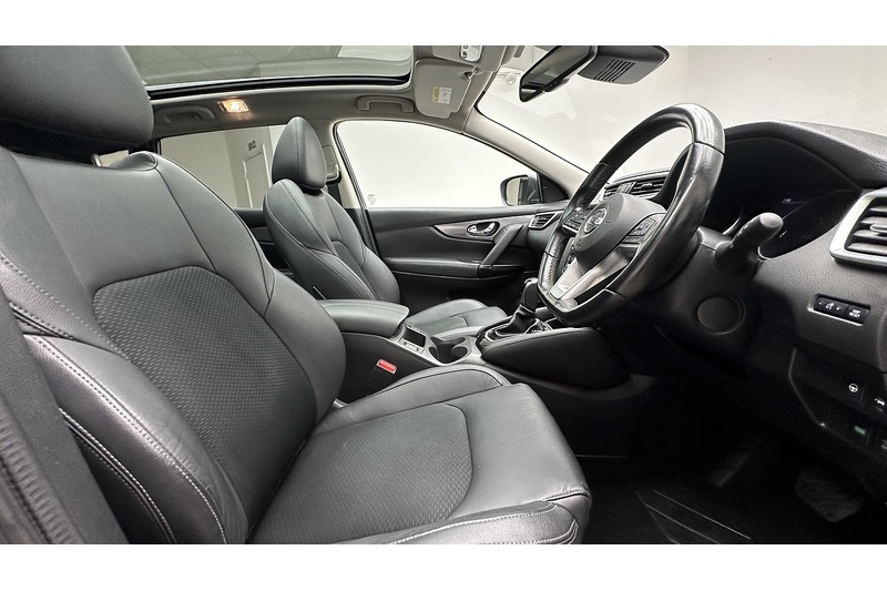 Nissan Qashqai dCi Tekna - U3156