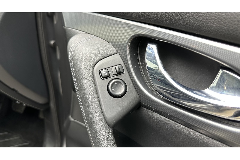 Nissan Qashqai dCi Tekna - U3156