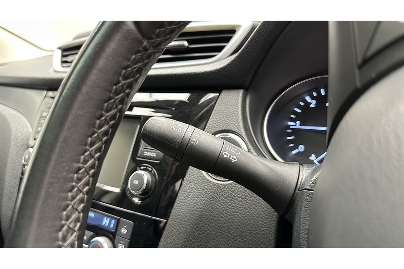 Nissan Qashqai dCi Tekna - U3156