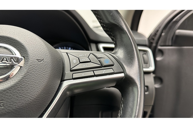 Nissan Qashqai dCi Tekna - U3156