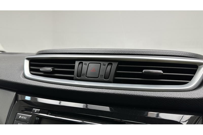 Nissan Qashqai dCi Tekna - U3156