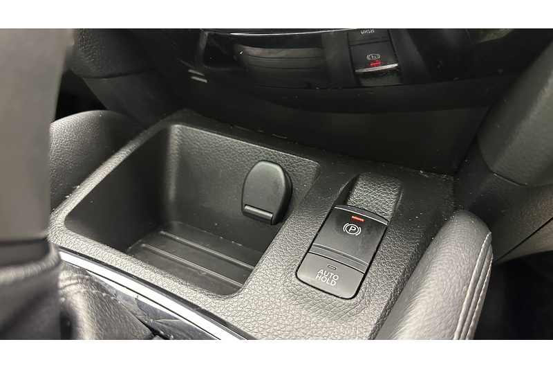 Nissan Qashqai dCi Tekna - U3156