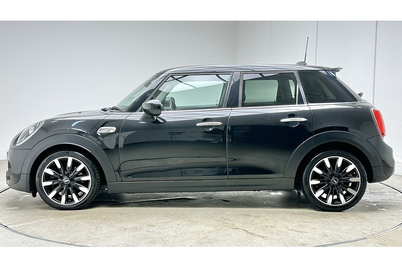 MINI Hatch Cooper S Exclusive - U3166