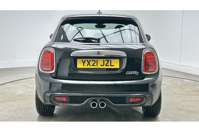 MINI Hatch Cooper S Exclusive - U3166