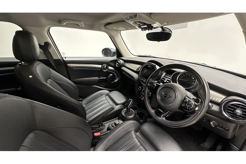 MINI Hatch Cooper S Exclusive - U3166