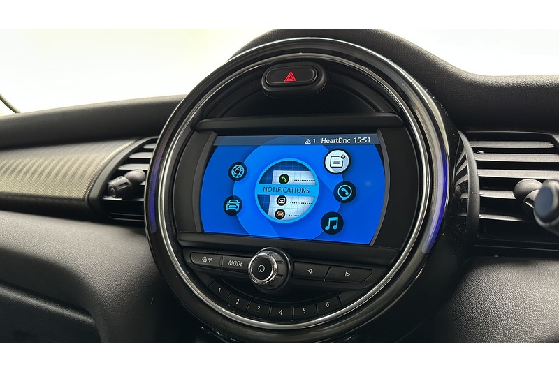 MINI Hatch Cooper S Exclusive - U3166