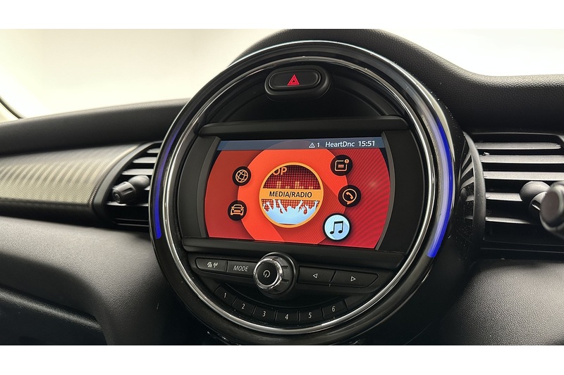 MINI Hatch Cooper S Exclusive - U3166