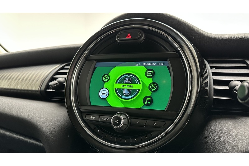MINI Hatch Cooper S Exclusive - U3166