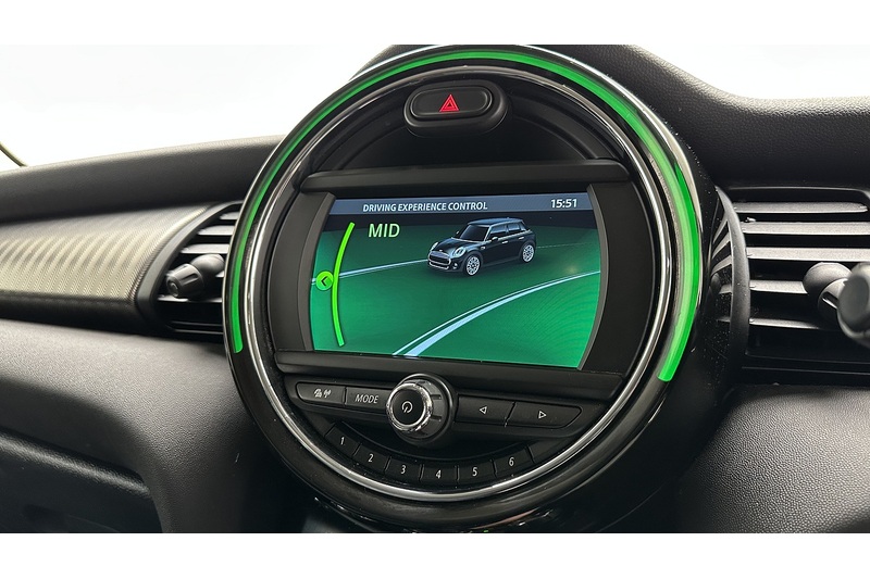 MINI Hatch Cooper S Exclusive - U3166