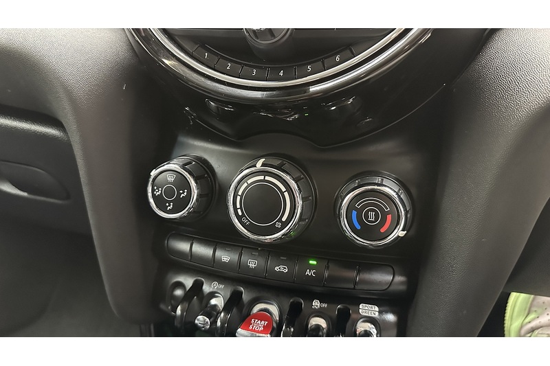 MINI Hatch Cooper S Exclusive - U3166