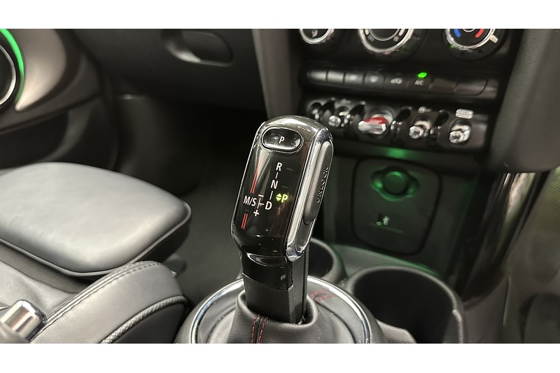 MINI Hatch Cooper S Exclusive - U3166
