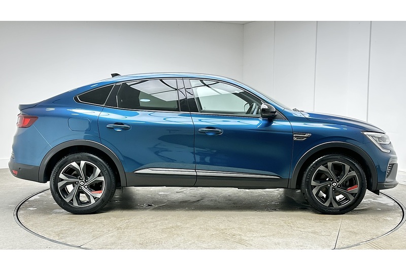 Renault Arkana E-TECH r.s. line - U3170