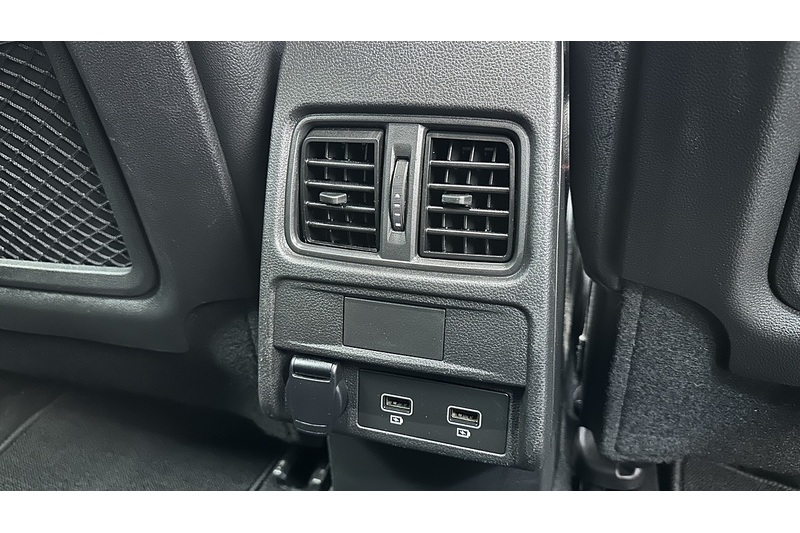 Renault Arkana E-TECH r.s. line - U3170