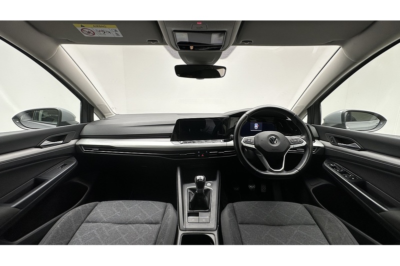 Volkswagen Golf TSI Life - U3176