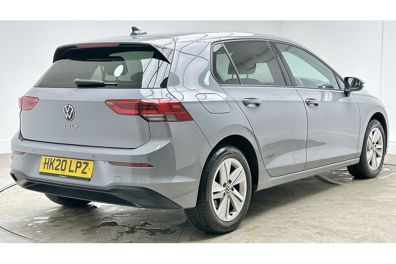 Volkswagen Golf TSI Life - U3176