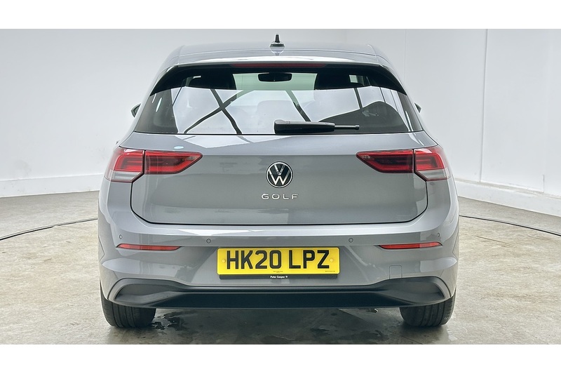 Volkswagen Golf TSI Life - U3176