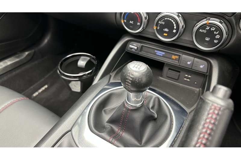 Mazda MX-5 RF SKYACTIV-G Sport Nav - U3177