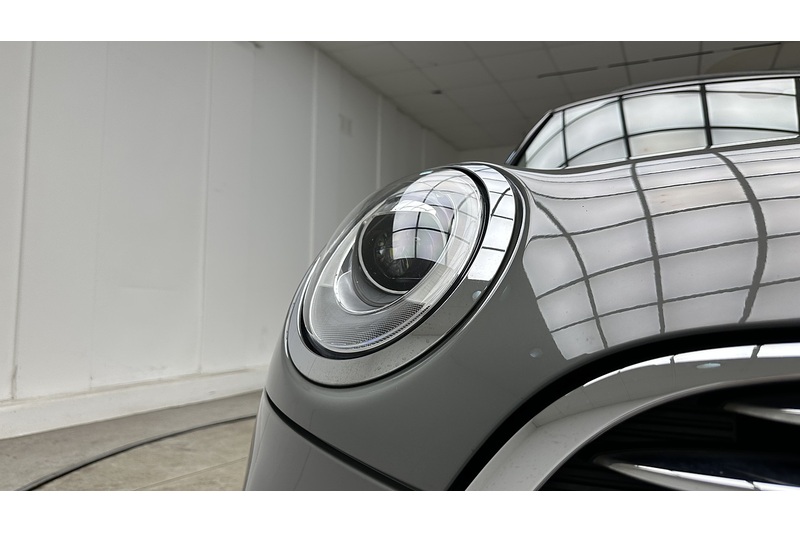 MINI Hatch Cooper - U3180