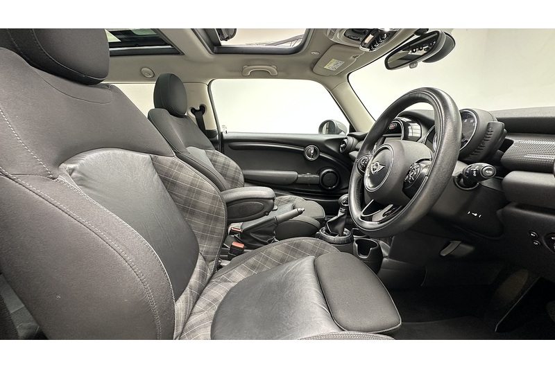 MINI Hatch Cooper - U3180