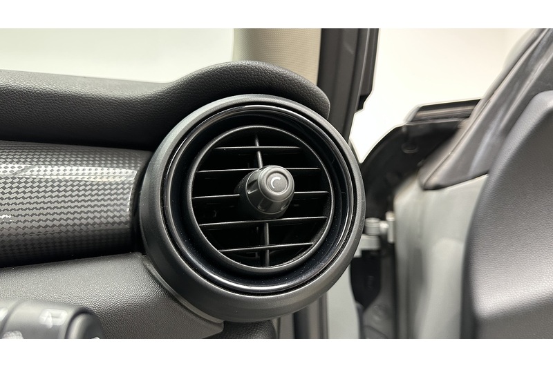 MINI Hatch Cooper - U3180