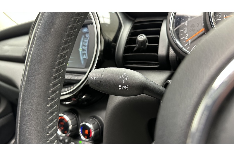 MINI Hatch Cooper - U3180