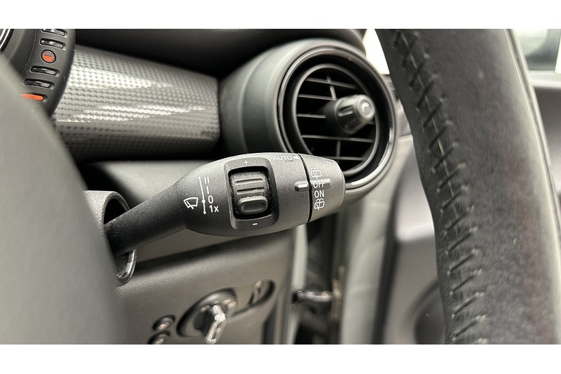 MINI Hatch Cooper - U3180