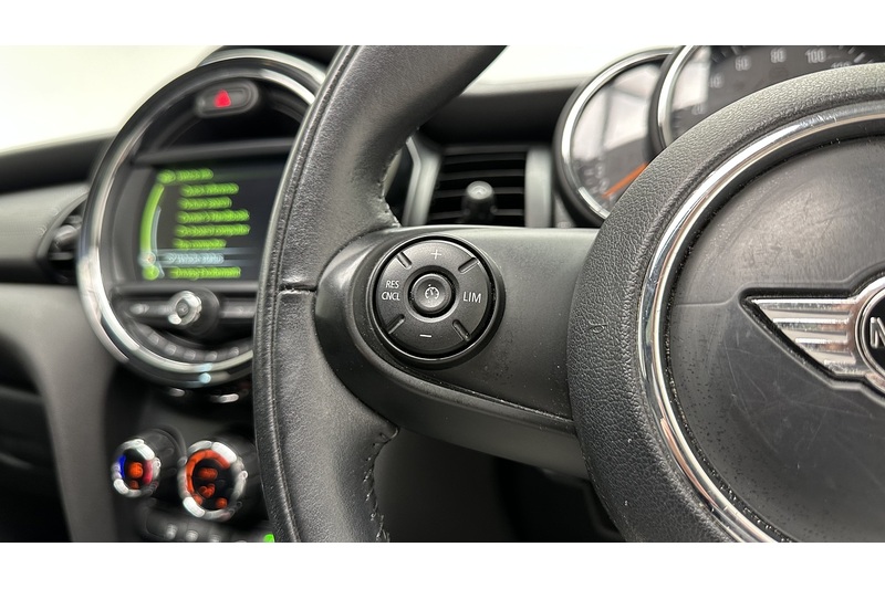 MINI Hatch Cooper - U3180