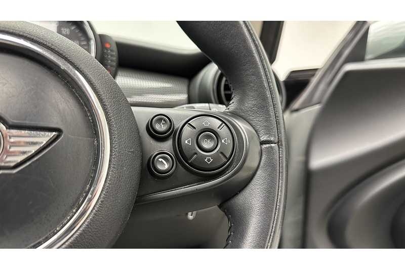 MINI Hatch Cooper - U3180