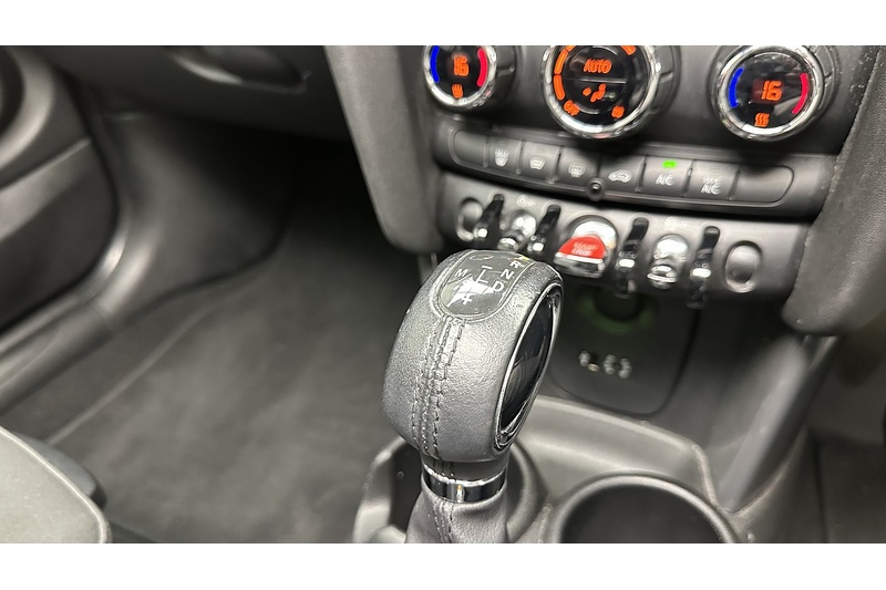MINI Hatch Cooper - U3180