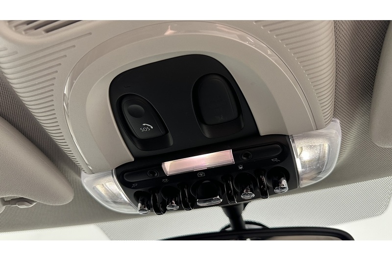 MINI Hatch Cooper - U3180