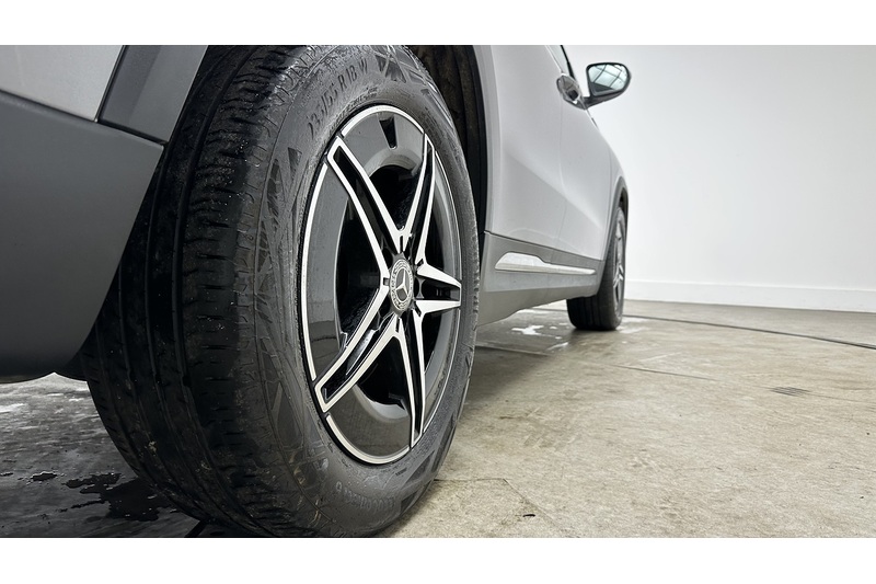 Mercedes-Benz EQA EQA 250 AMG Line - U3185