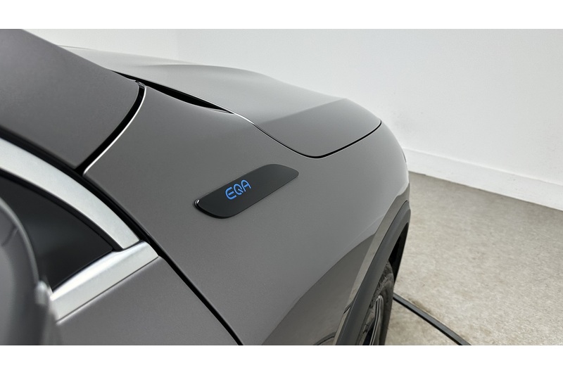 Mercedes-Benz EQA EQA 250 AMG Line - U3185