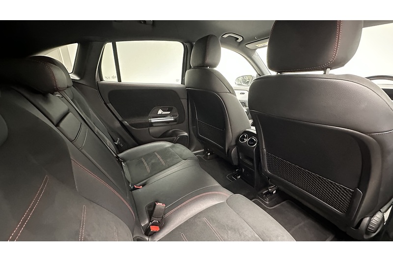 Mercedes-Benz EQA EQA 250 AMG Line - U3185