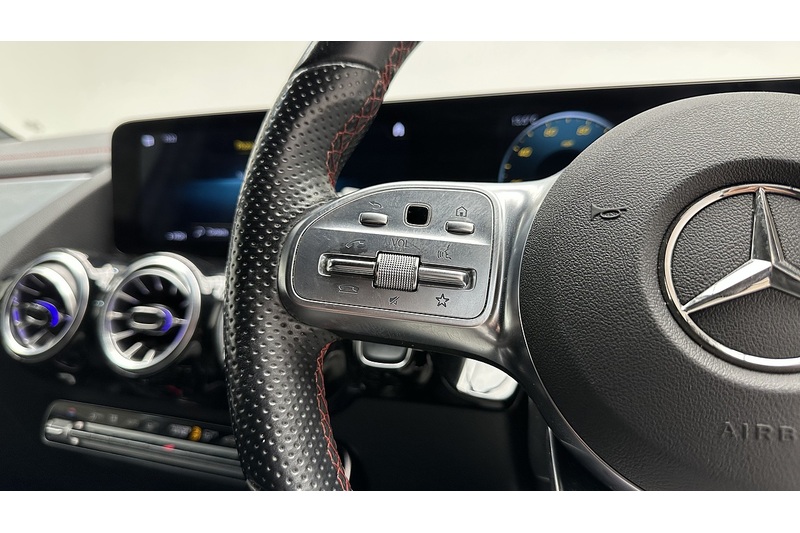 Mercedes-Benz EQA EQA 250 AMG Line - U3185